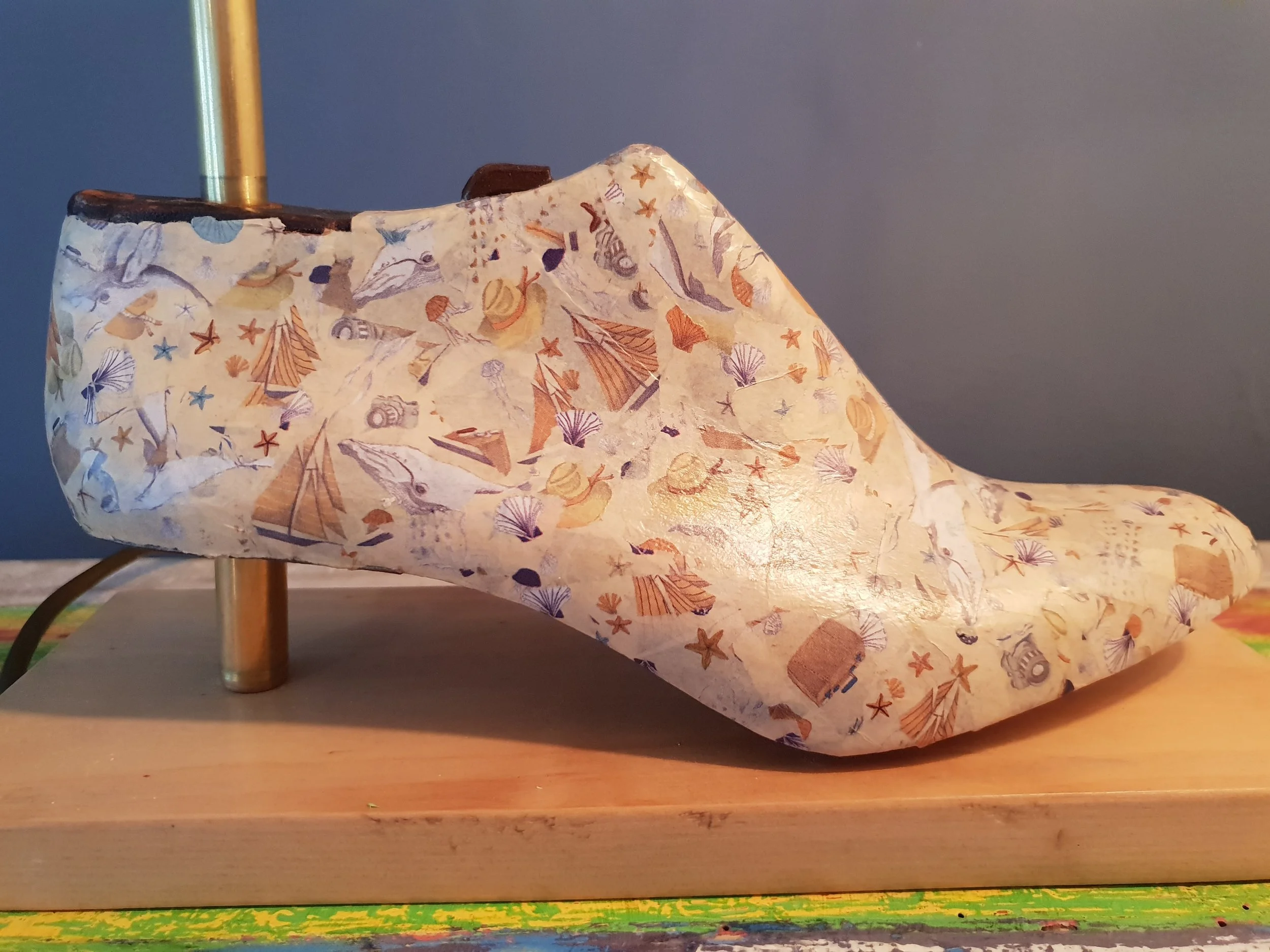 Seaside Shoe Lamp 1 (9).jpg