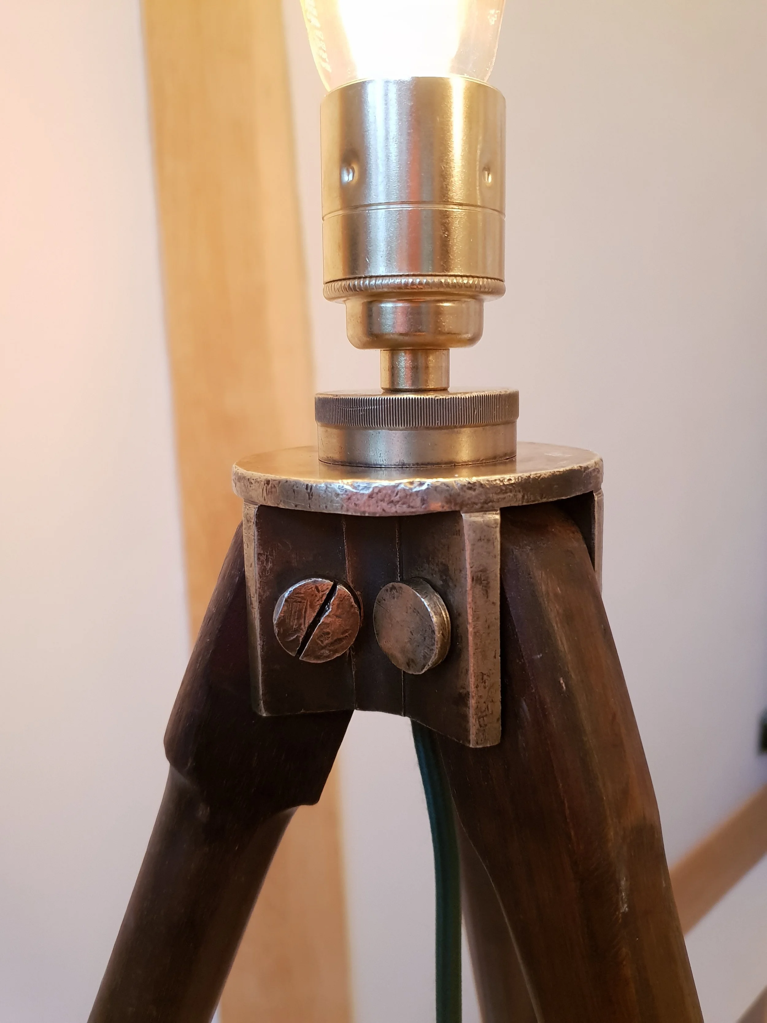 Surveyors Tripod 2.jpg