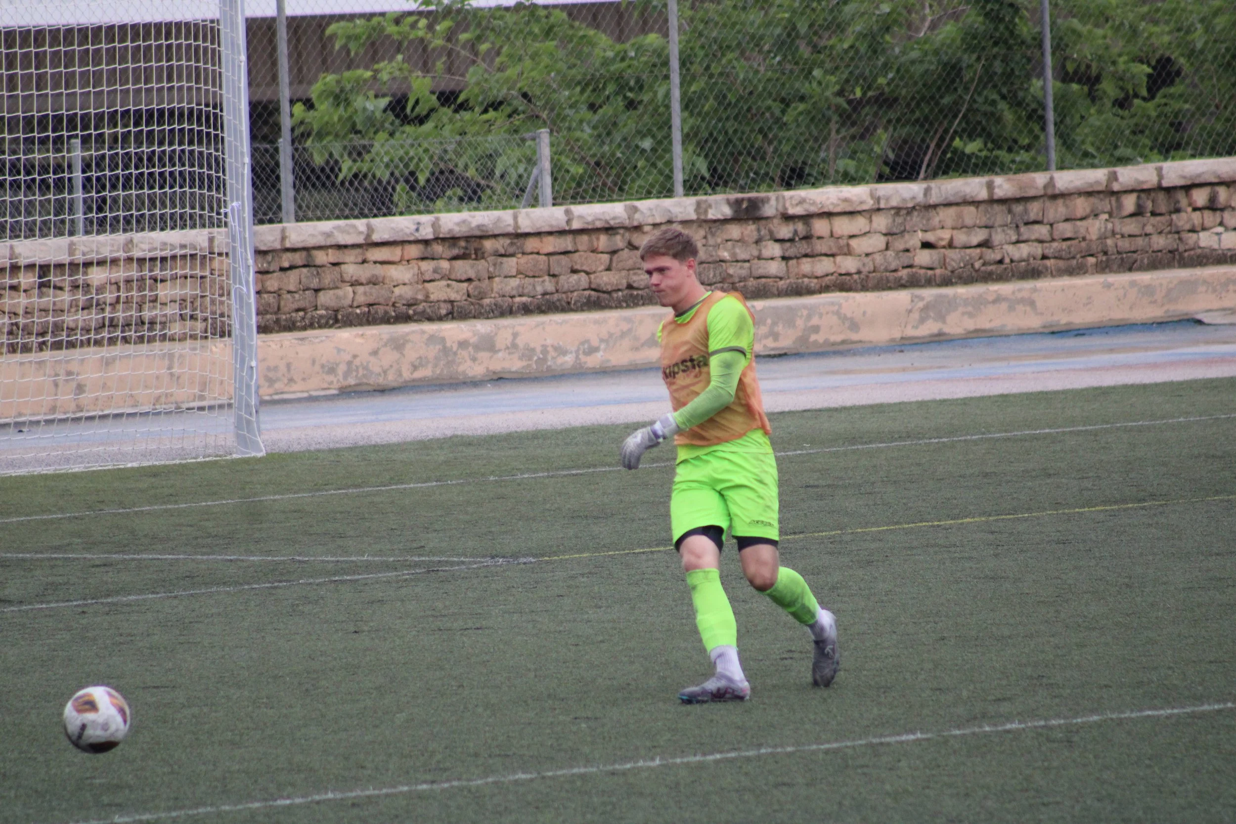 Understanding the Importance of Specific Position and Group Training for Goalkeepers