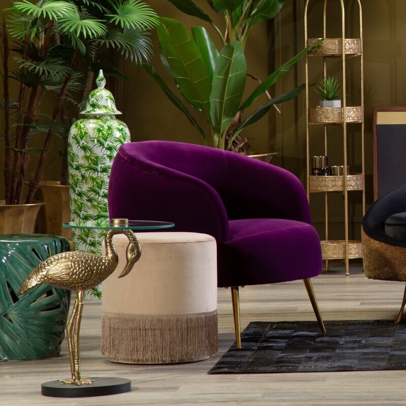 Back in 2019 we filled our Cheltenham shop design project with rich textures, vibrant colour and a lot of greenery! 🌿