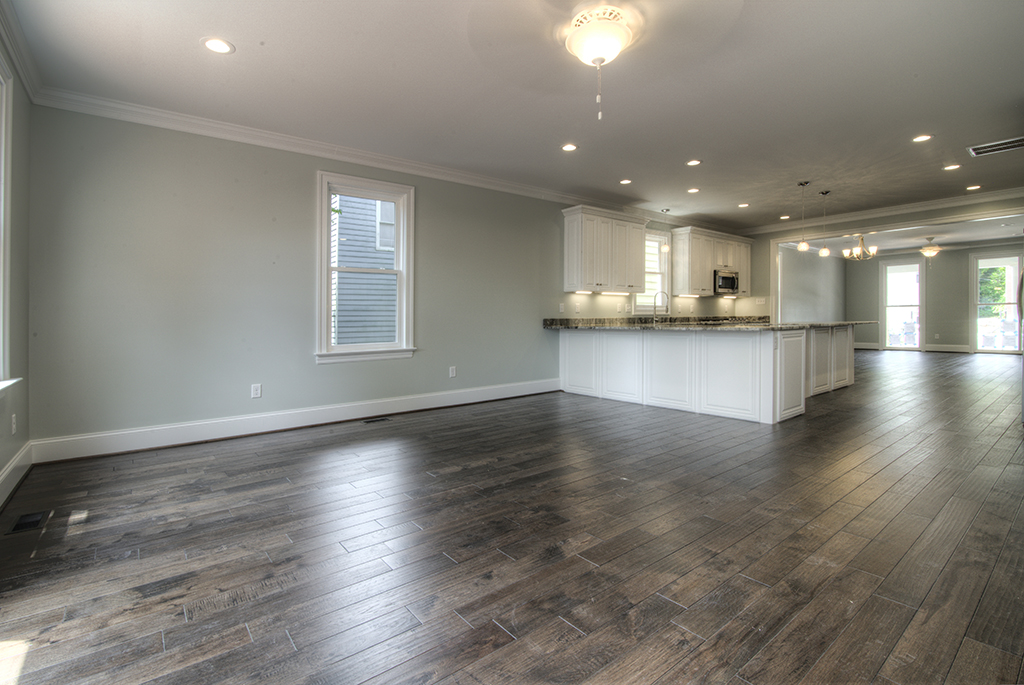 613 N 28th St (16).jpg