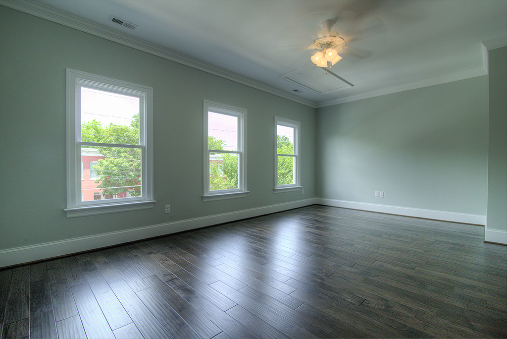 613 N 28th St (36).jpg