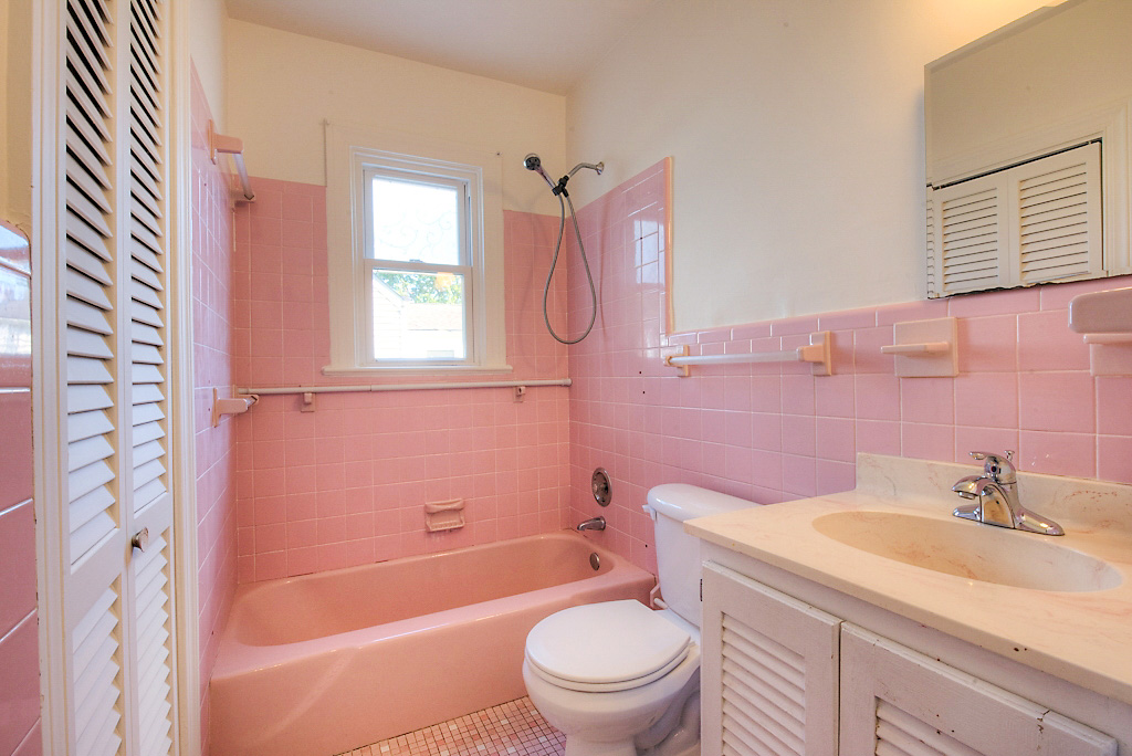 4911 Dollard Dr-33.jpg