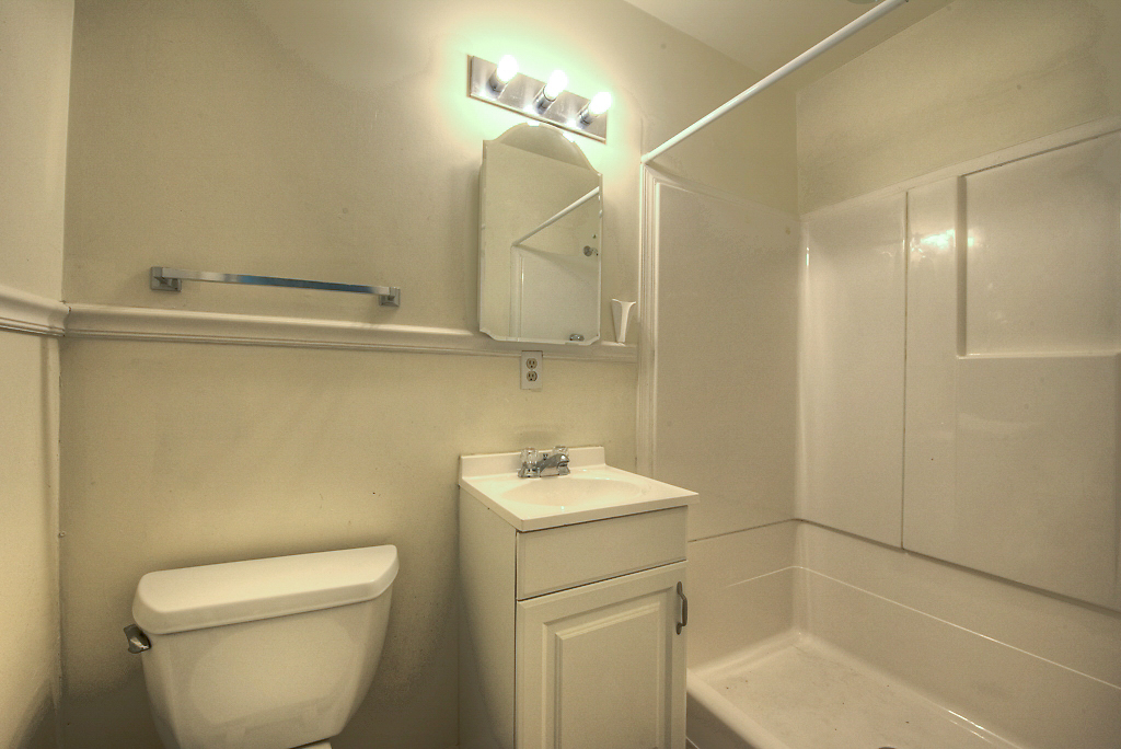 2601 Seacliff Ct-46.jpg