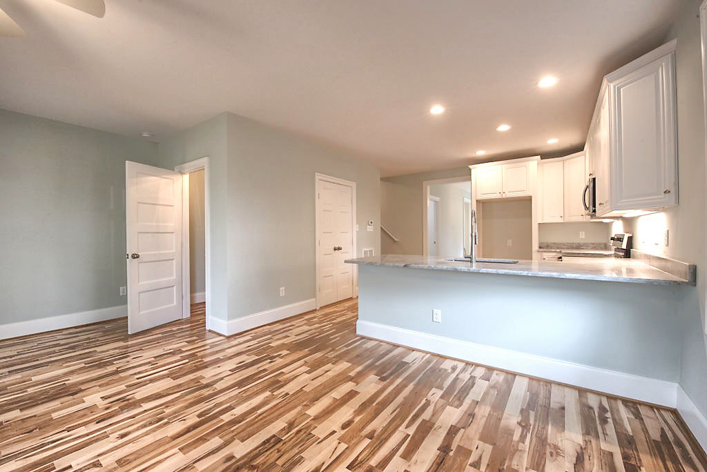 1320 N 28th St-28.jpg