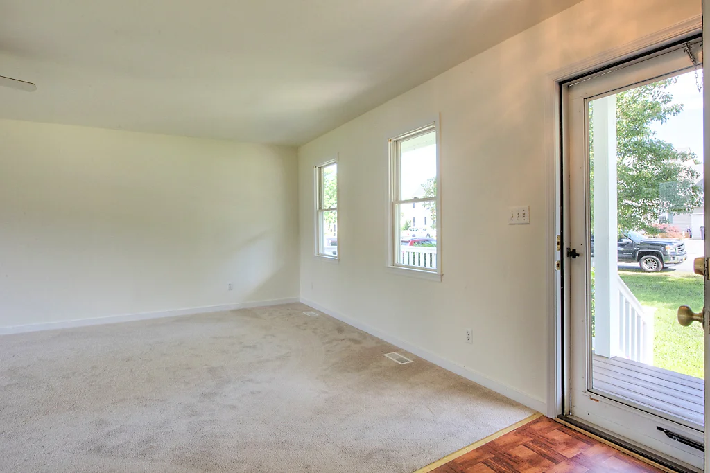 7441 Mountain Lilly Ln-19.jpg