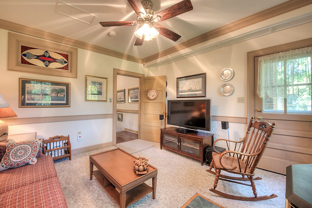 10935 Cross County Rd-8.jpg