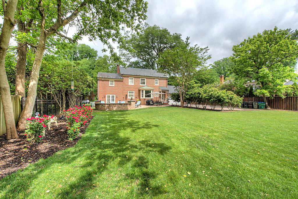 105 Berkshire Rd-20.jpg
