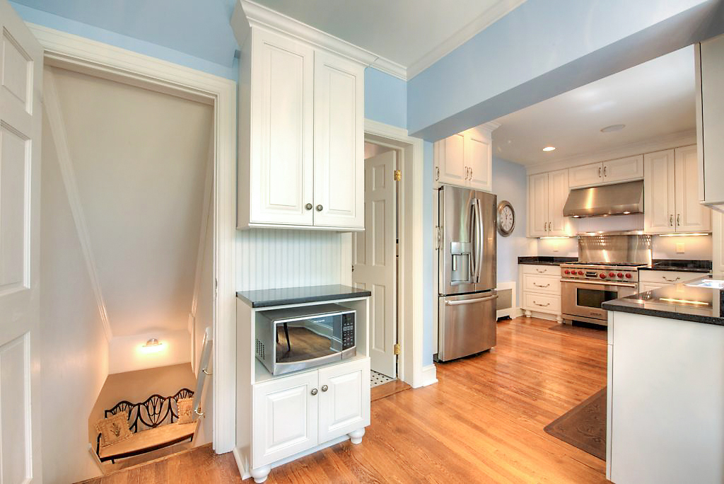 105 Berkshire Rd-51.jpg