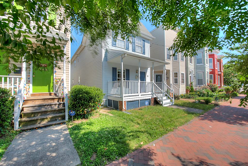 818 N 24th St-3.jpg