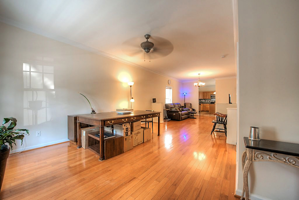 818 N 24th St-28.jpg