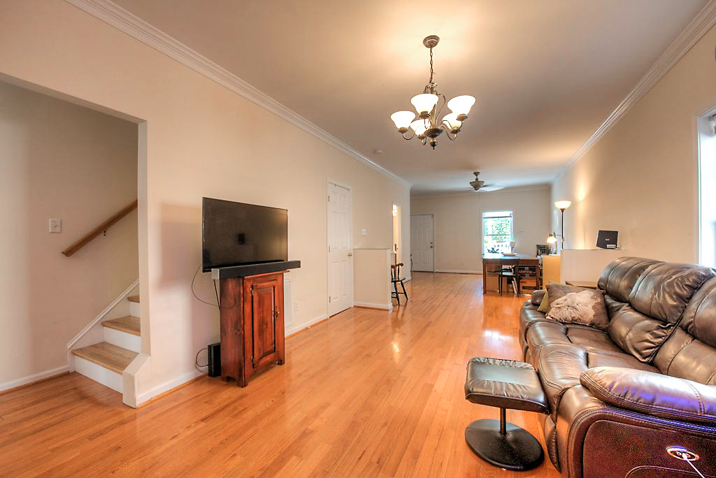 818 N 24th St-35.jpg