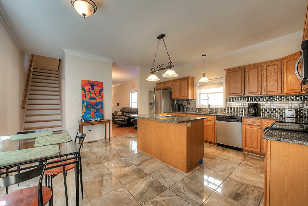 818 N 24th St-40.jpg