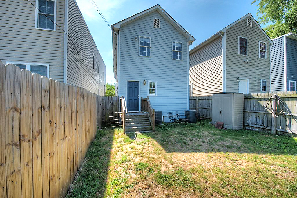 818 N 24th St-54.jpg