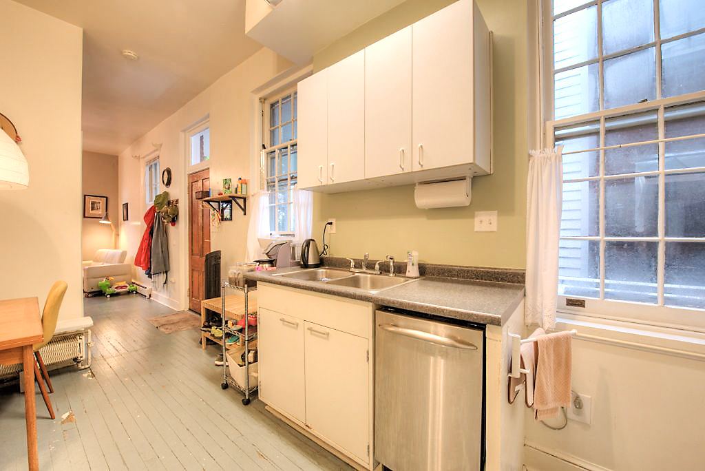 216 N 32nd St-54.jpg