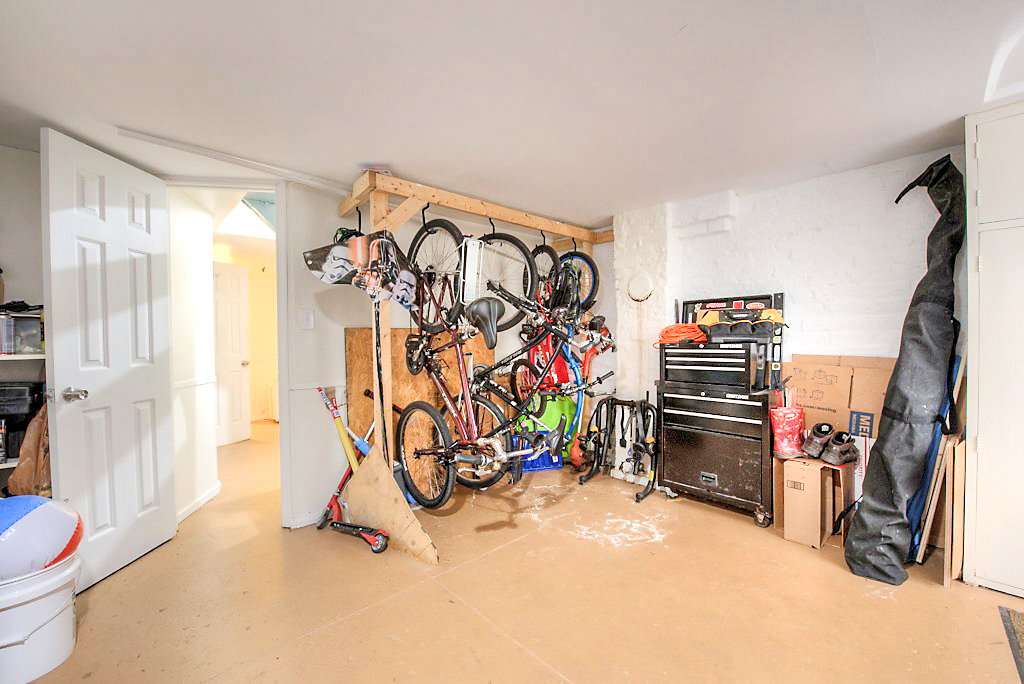 216 N 32nd St-67.jpg