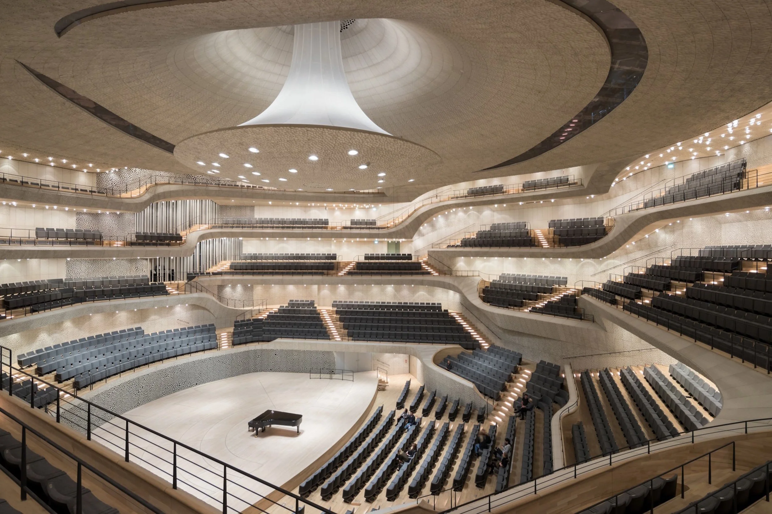 360-videon för Elbphilharmonie/Google Arts & Google tänjde på gränserna för vad som i dag kan utföras med Spatial Audios mjukvara.