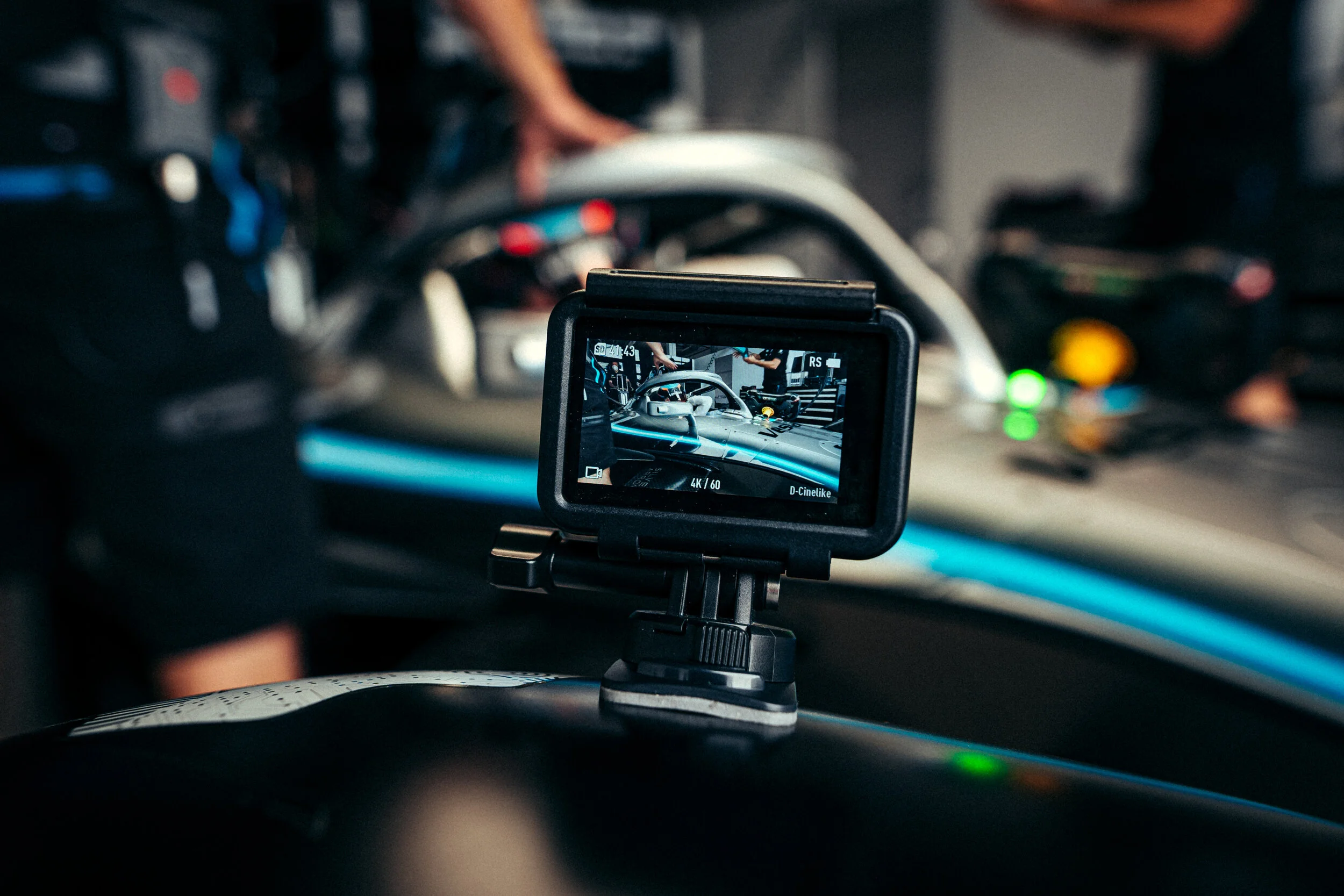 DJI + Mercedes-Benz = sant