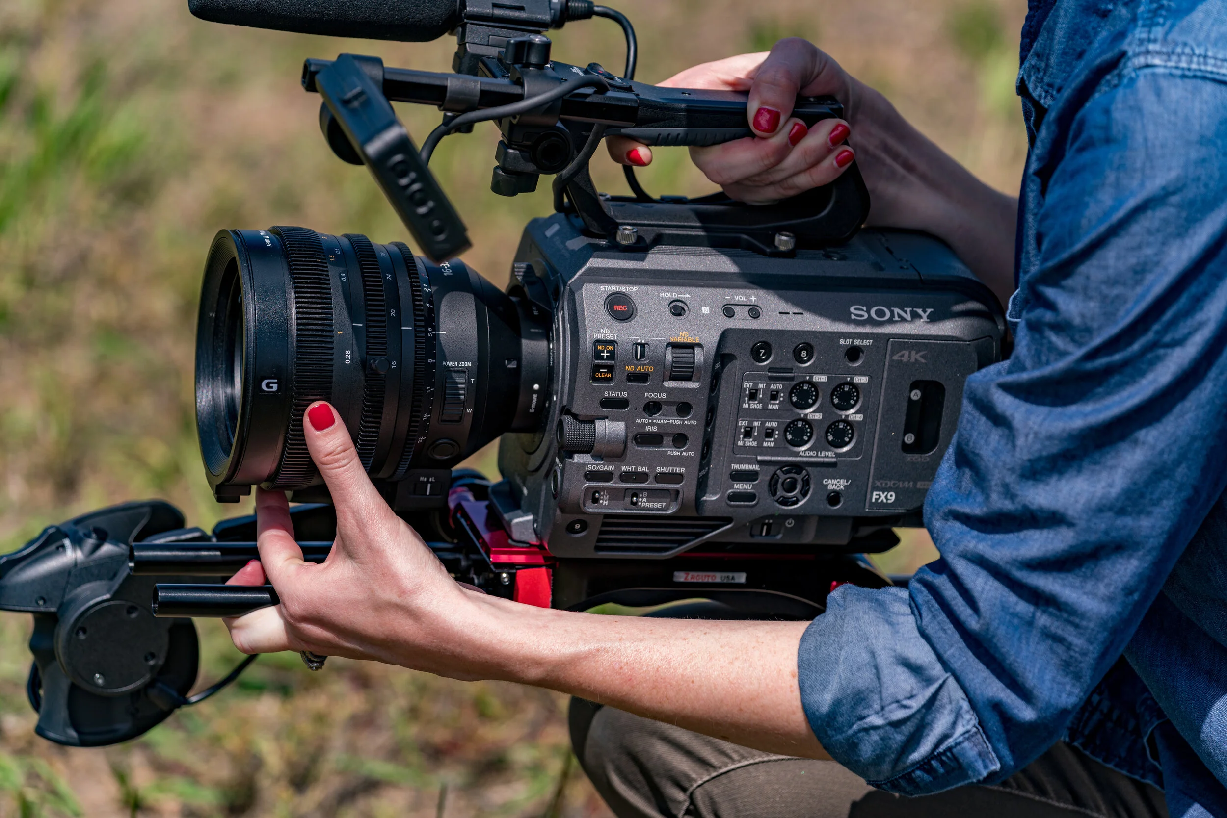 Äntligen påbörjas leveransen av Sony FE C 16-35 T3,1 G Cinema