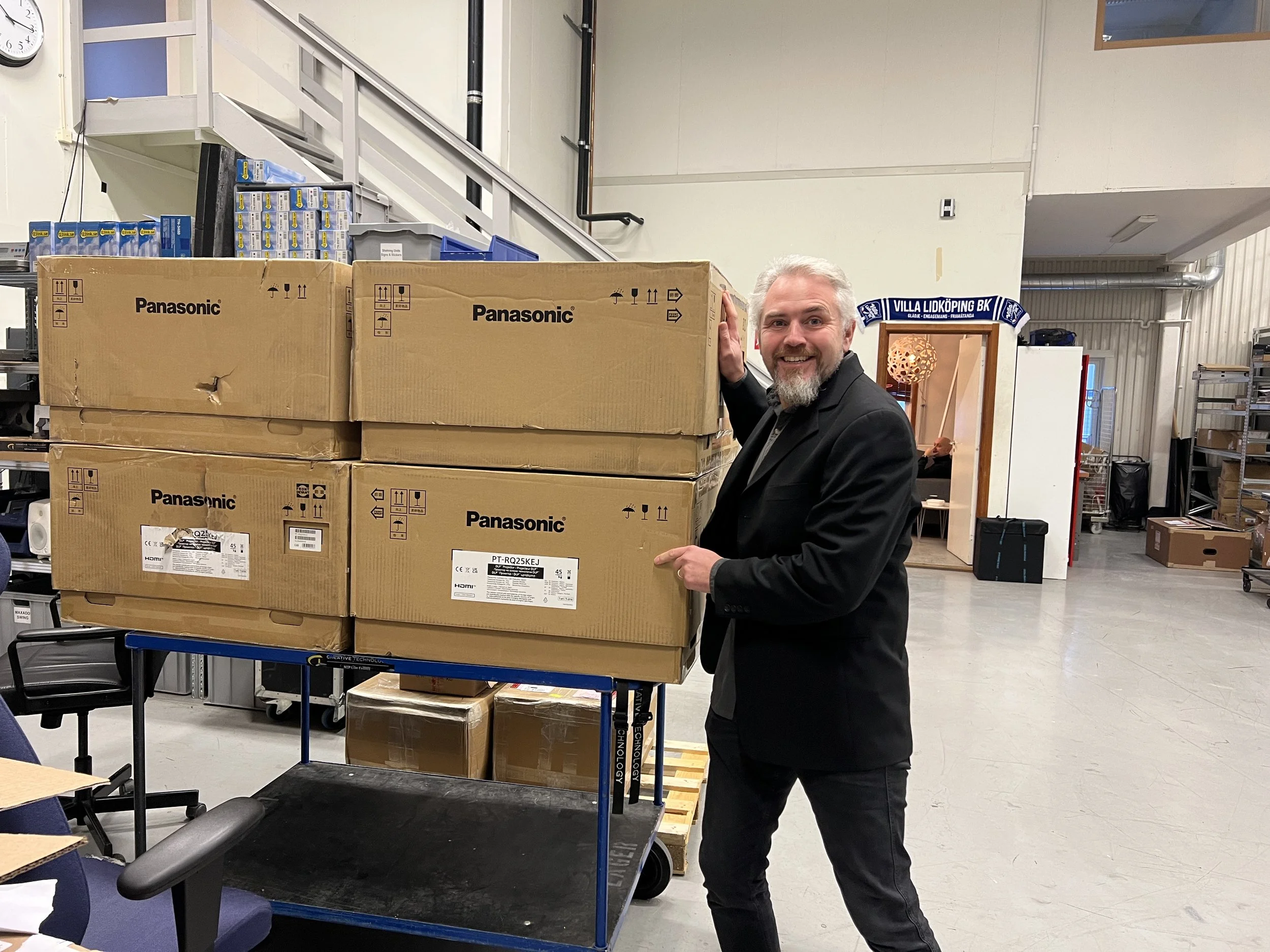 Creative Technology Northern Europe investerar i nytt sortiment av 20,000 lumen-projektorer