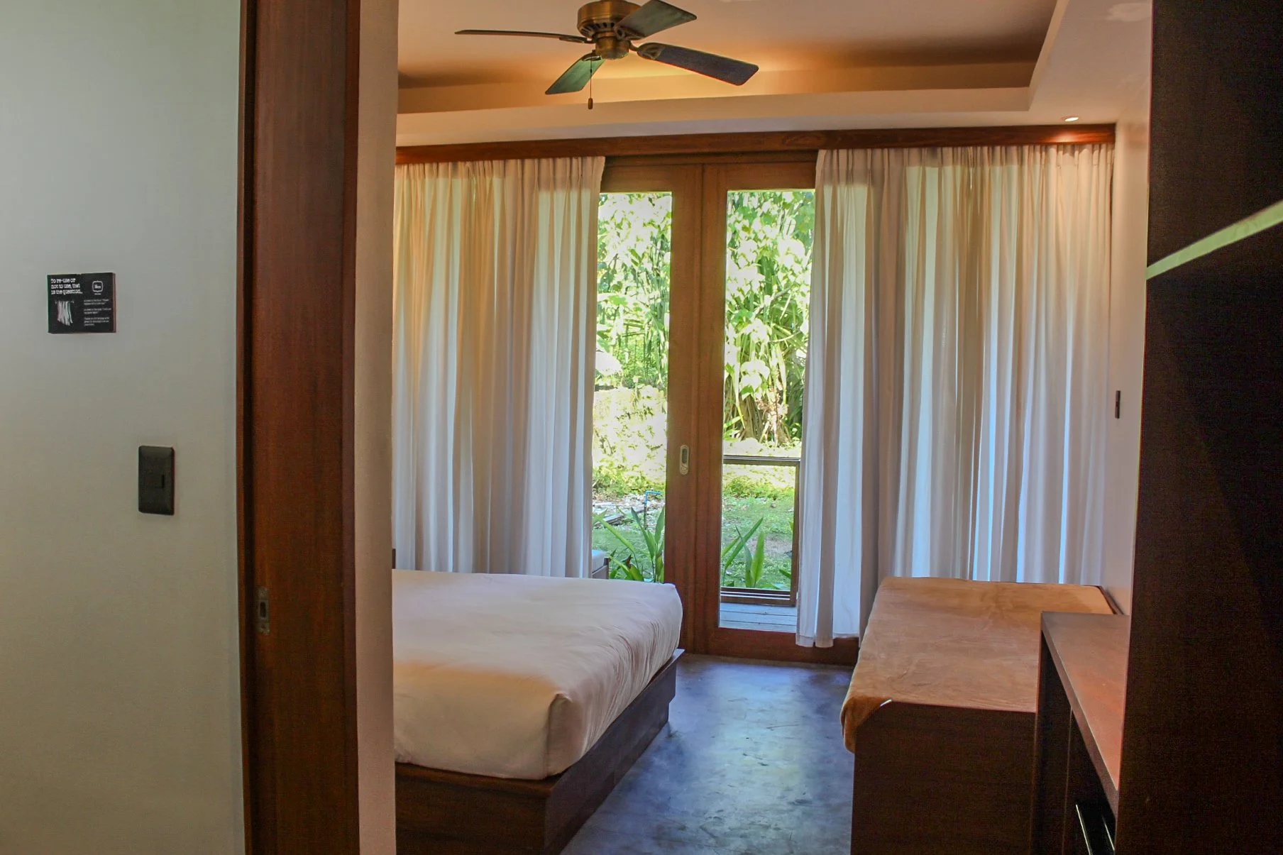 Double Room5.jpg