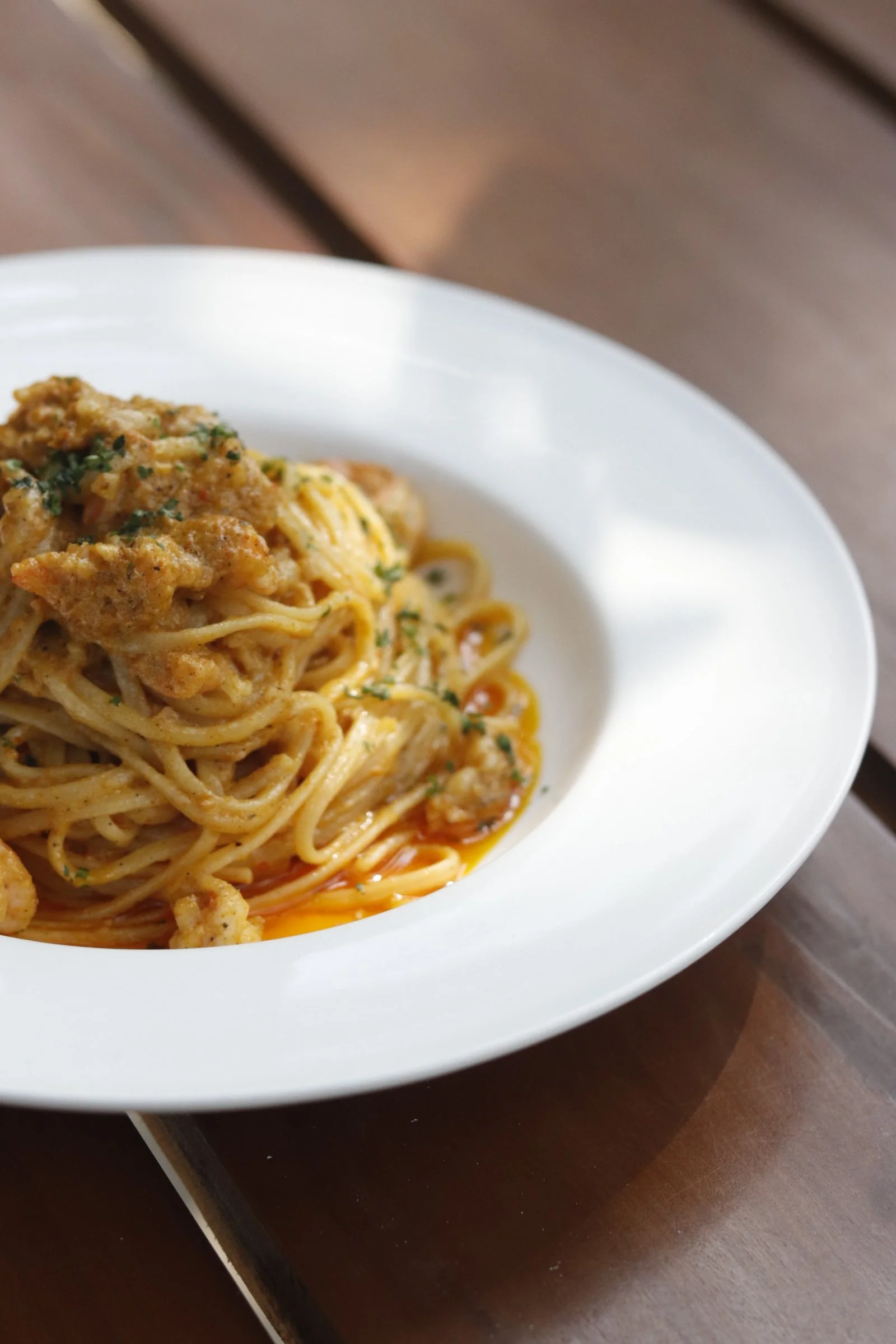 Crab roe fat + shrimp = pasta dreams. Our Linguine al Aligue is for serious seafood lovers only.