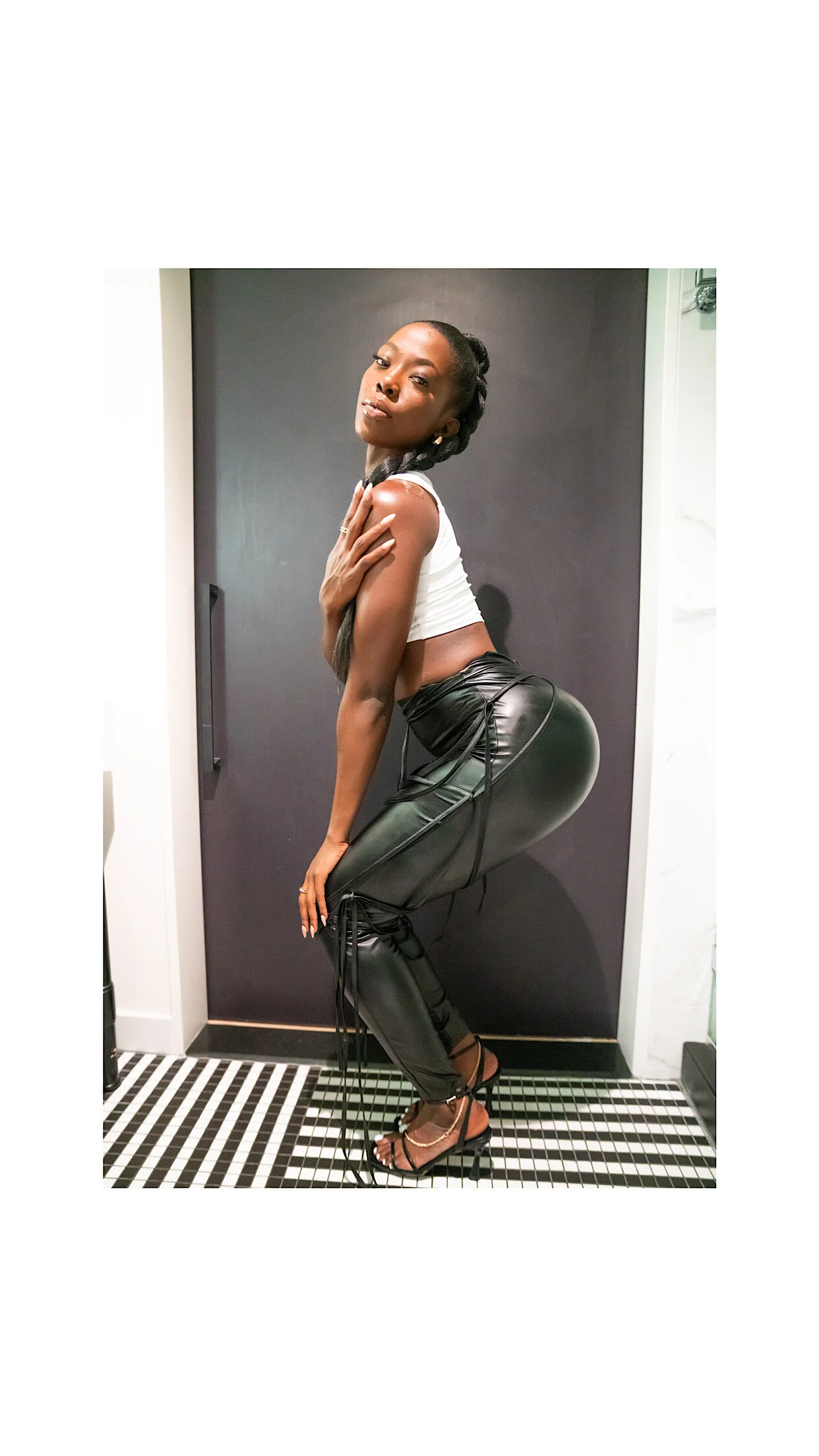 9D8CFB32-25C0-4B03-B046-1CF99CAE34A4