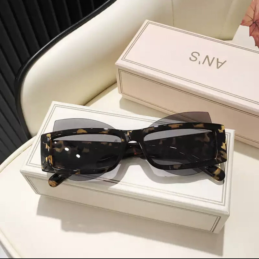 F3BF3420-FEBA-4004-94CA-863986D13E68