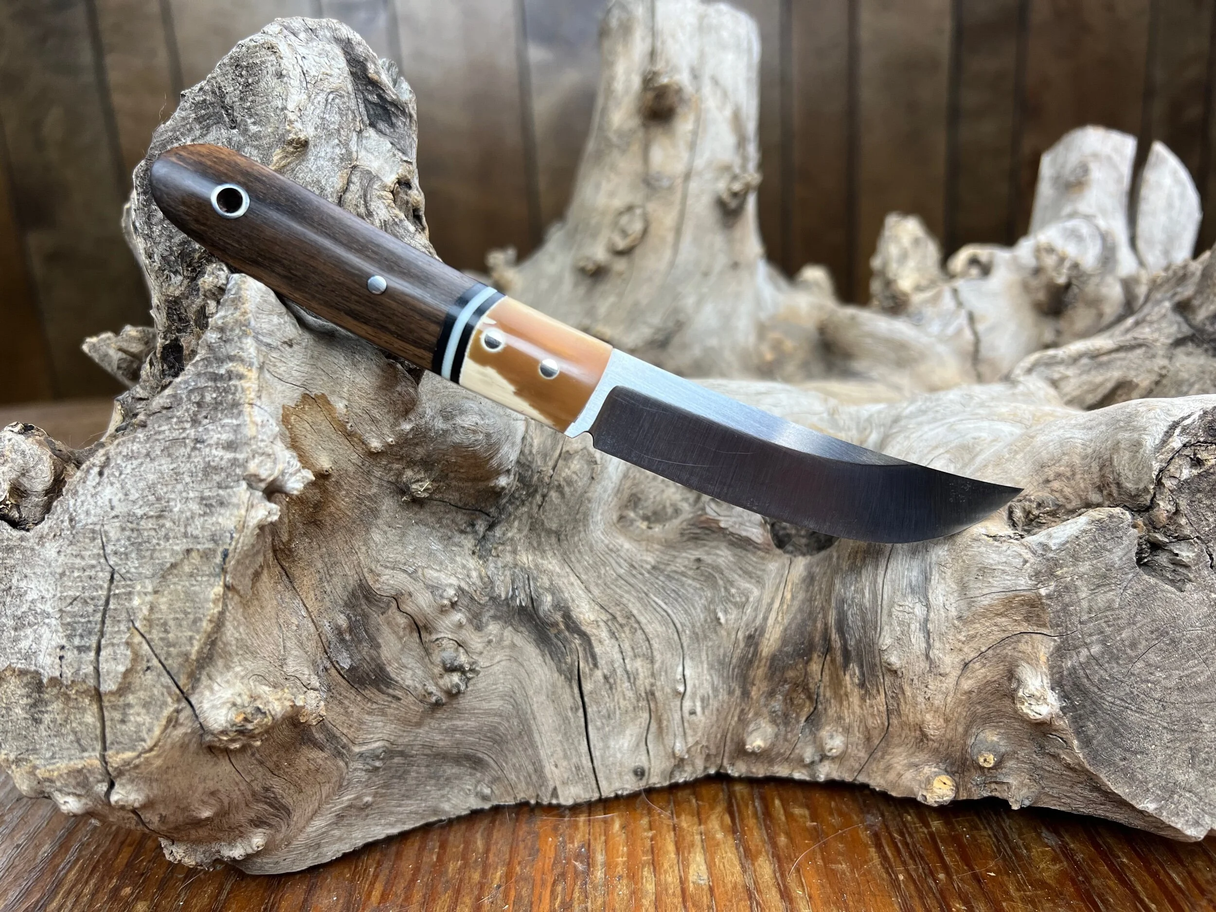 FA5C90D6-7A9E-4C26-95B7-0F828296B457