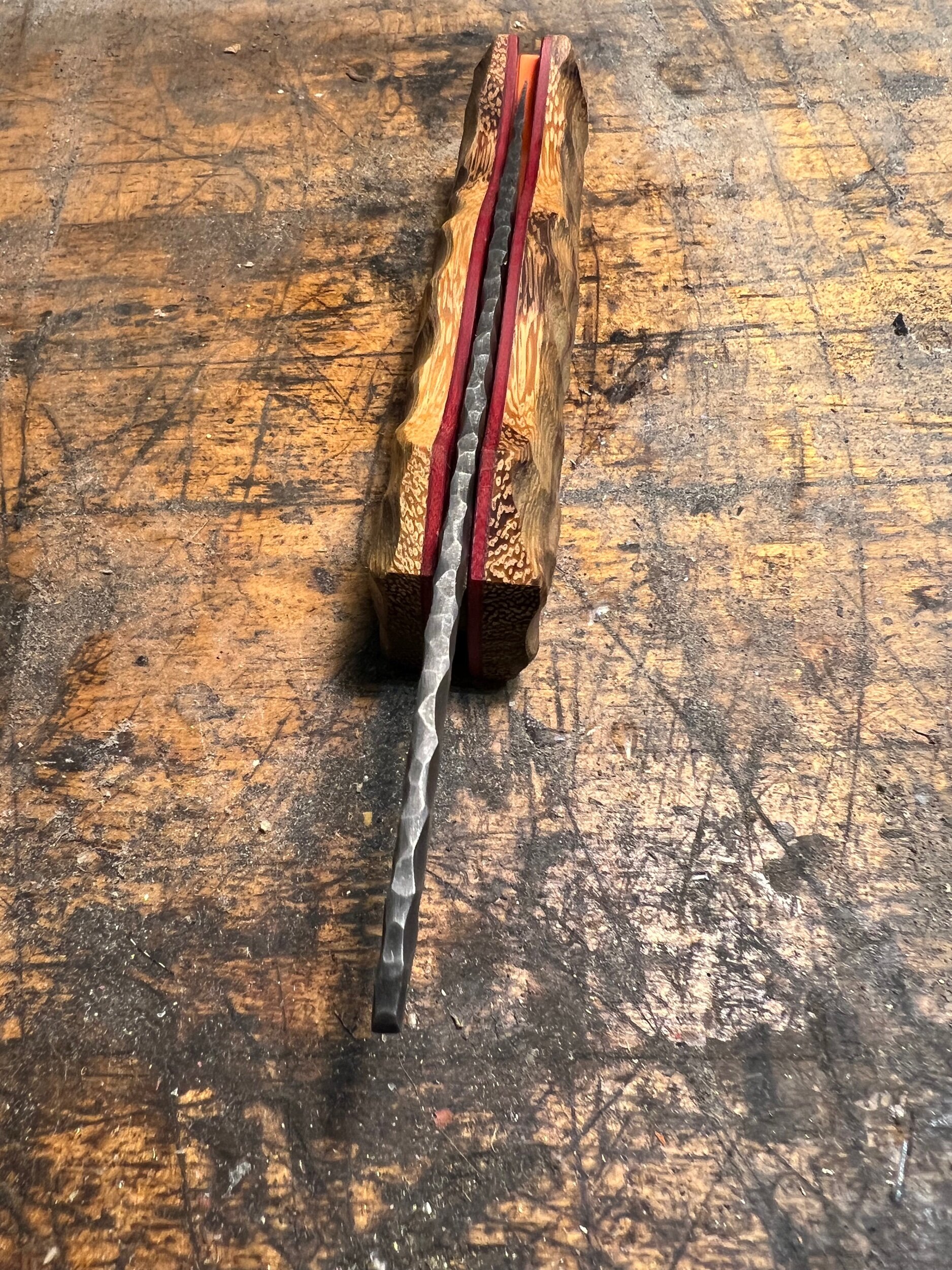 9E7665EF-D8DF-406A-A45E-F5190894E6CE