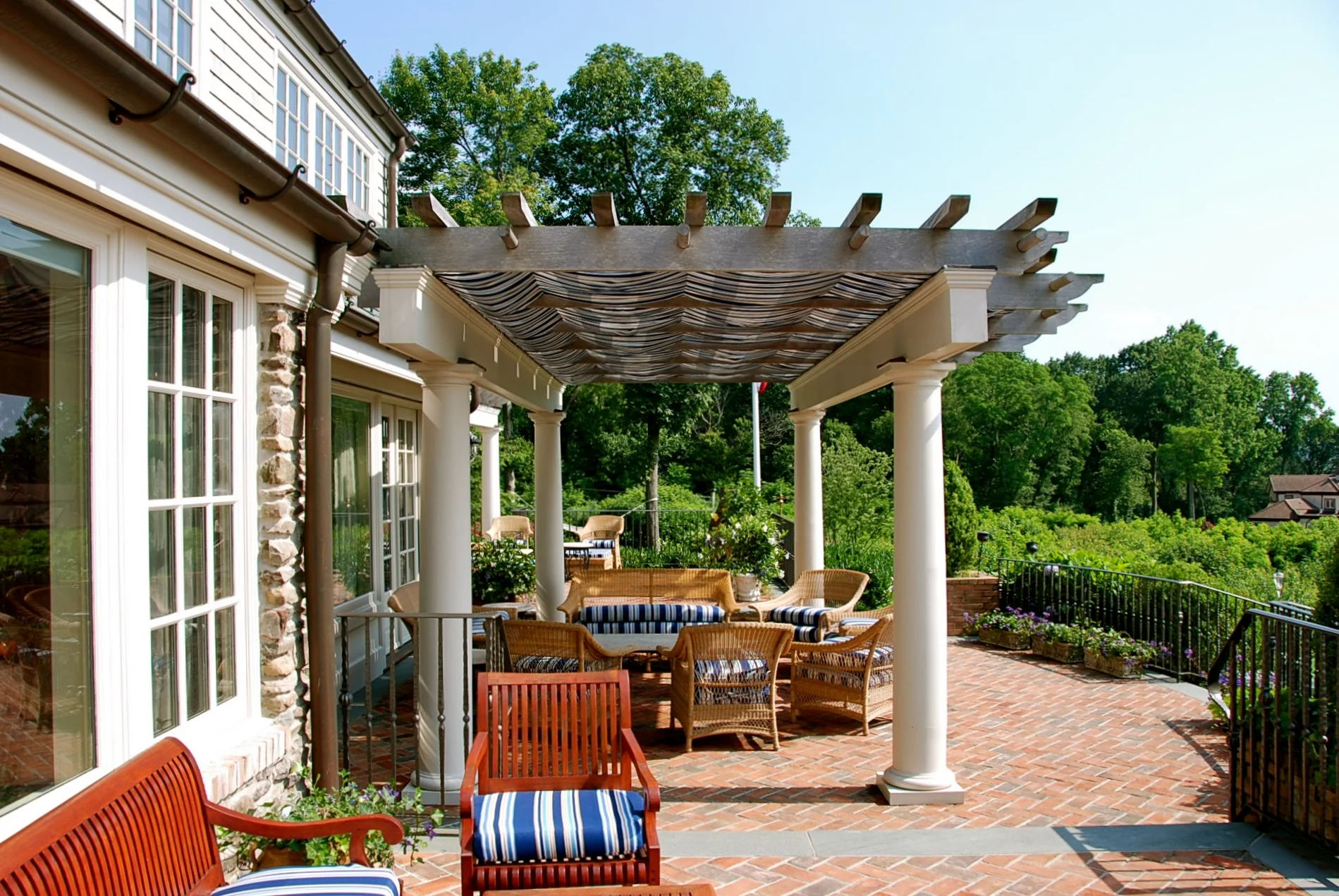 Rear Patio & Pergola