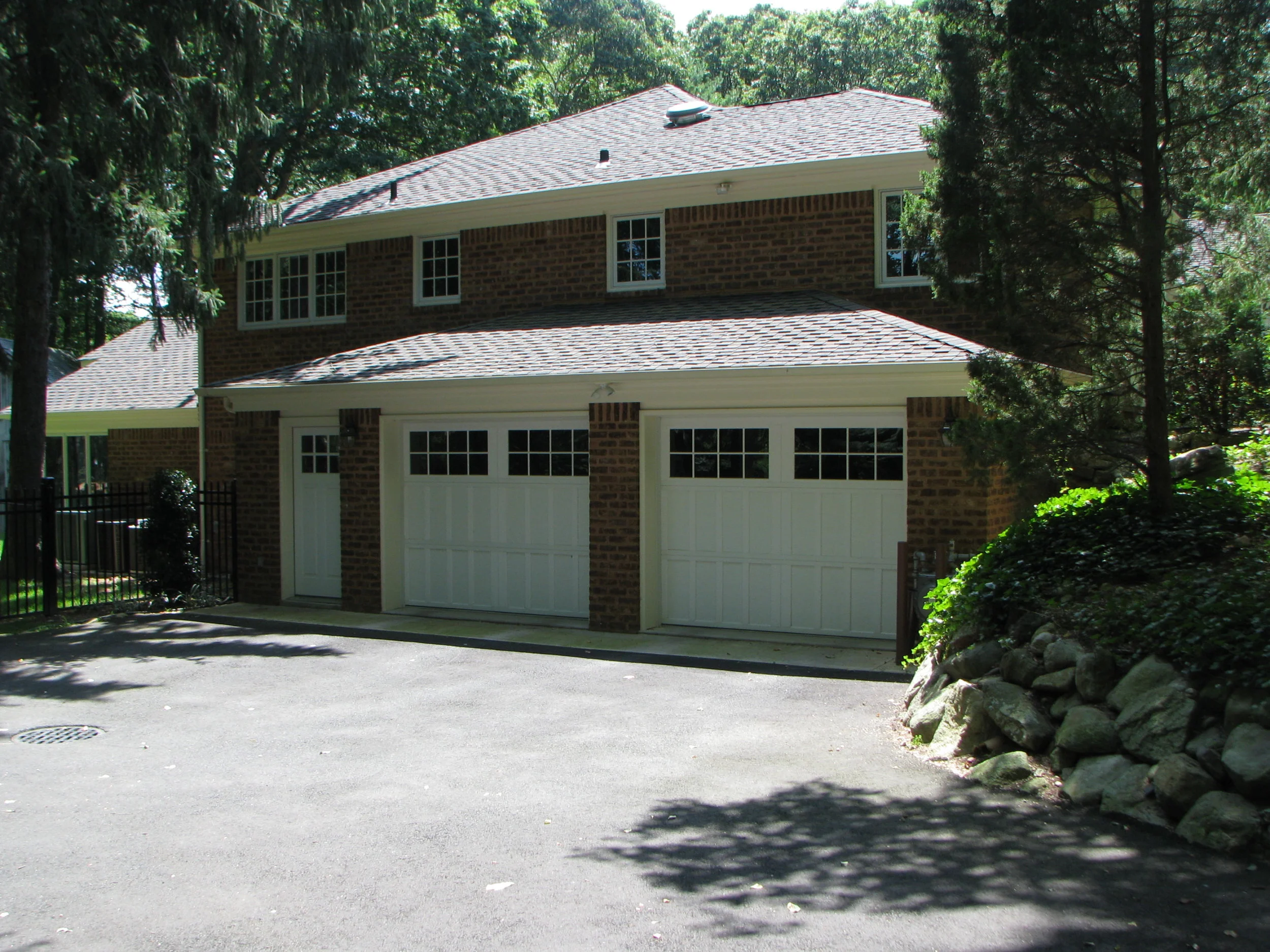 Attached Garage