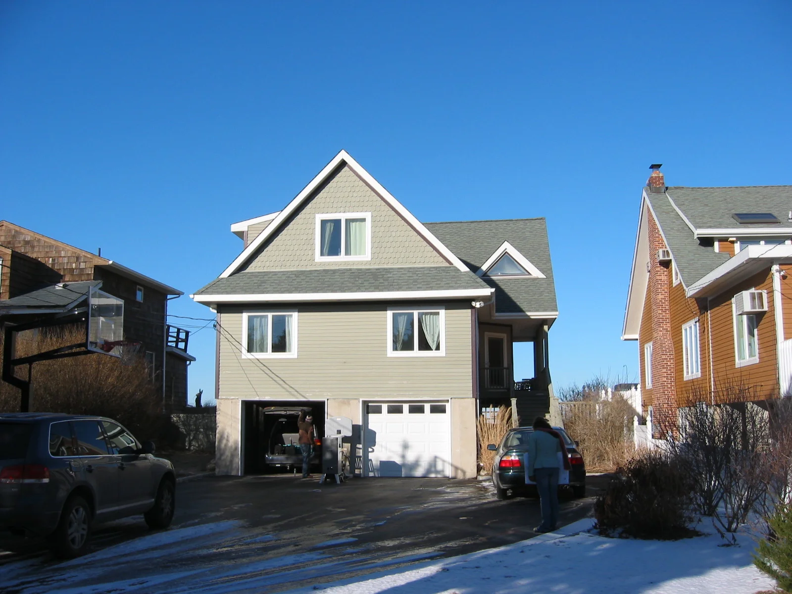 Driveway to Garage