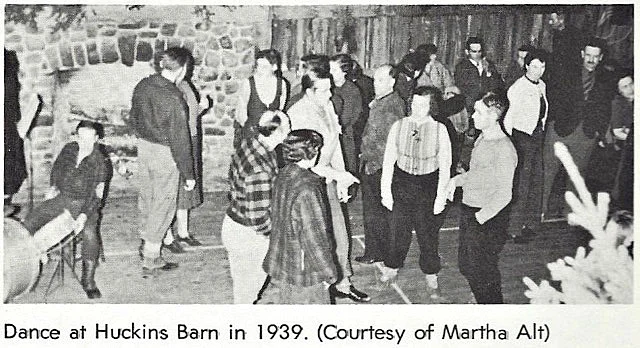 Contra Dance @ Tamworth Town House