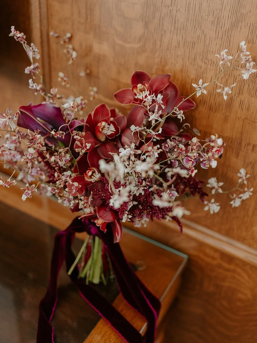 Happy anniversary to D + B! Getting in the mood for all the winter things with this dramatic elopement 🍂&hearts;️

Bride | @danideadly13 
Photographer | @alexandriamonette 
Planner | @michellegaribayevents 
Venue | The Pendry