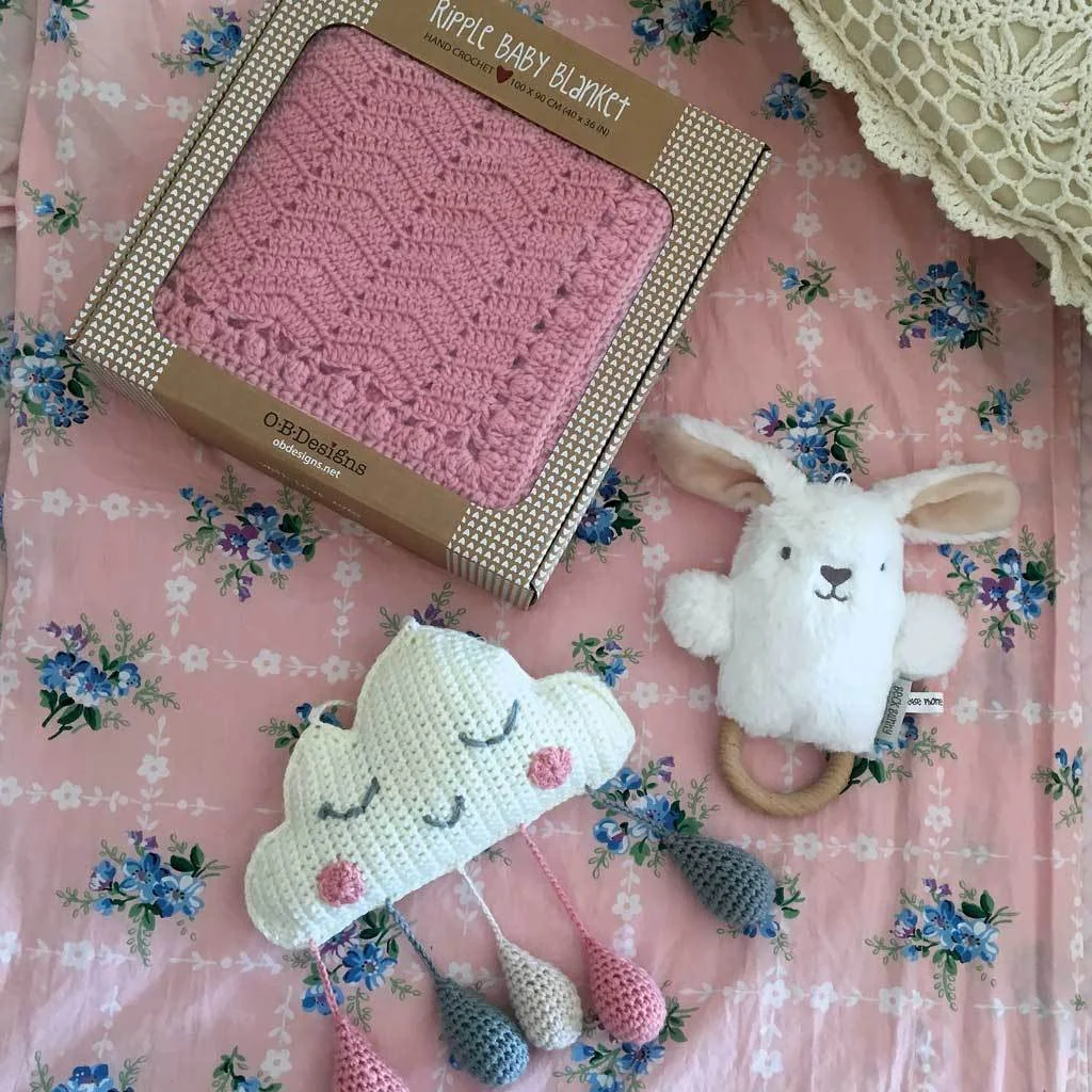 BLUSH_set17_7266ALT_1024_7db4cdd2-fc57-4e32-8a47-5113c82dafd3_1024x1024.jpg