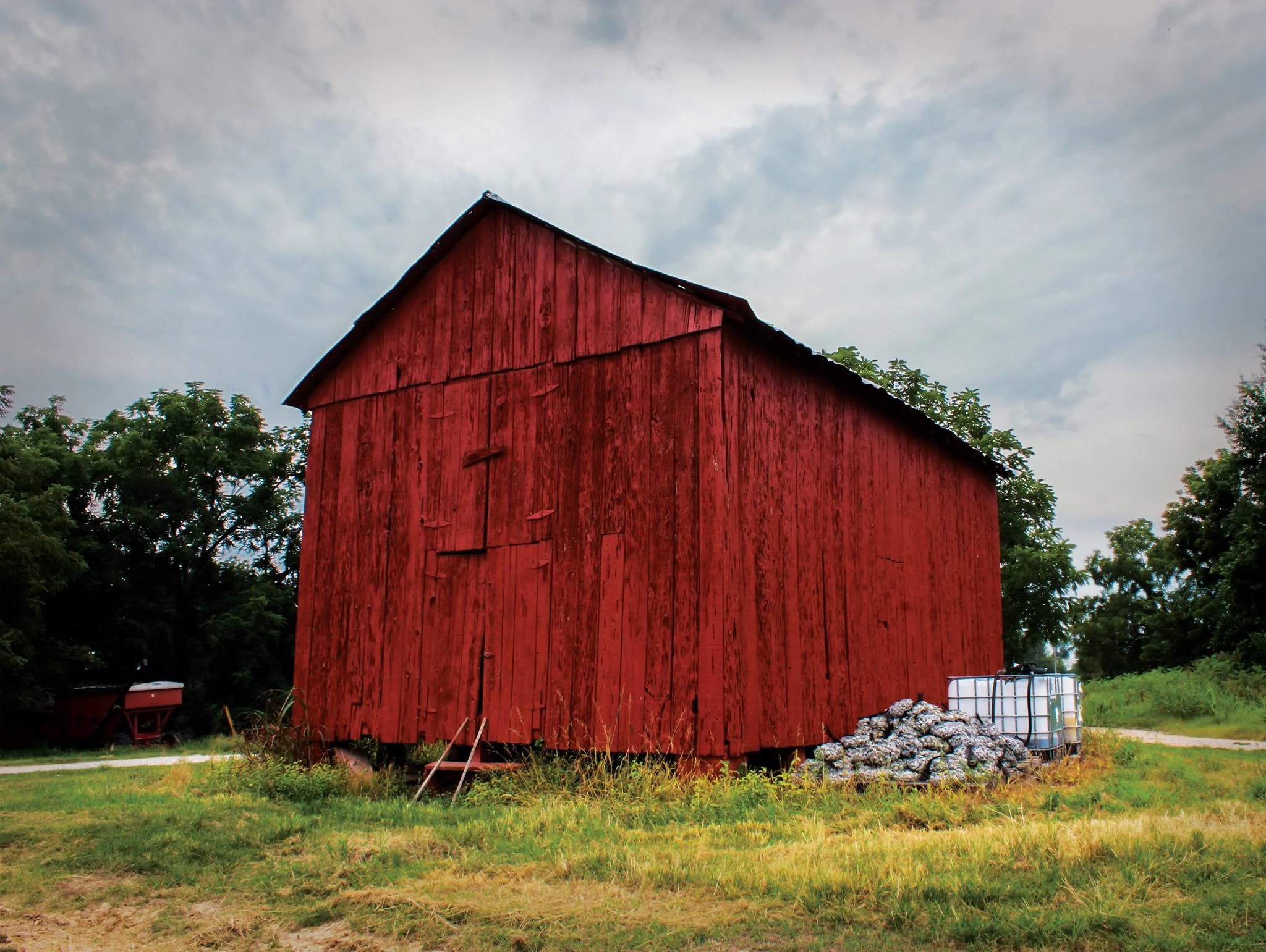Cypress interviewed the people who run the iconic peach orchard. In a rural community where farming is a staple for the community, Cypress discovers what it takes to run a family farm that has become so successful.