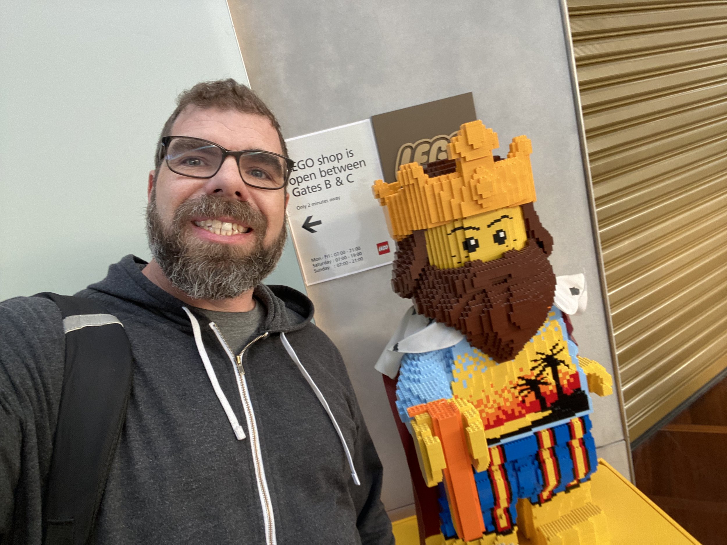 Mike and King Lego Copenhagen airport