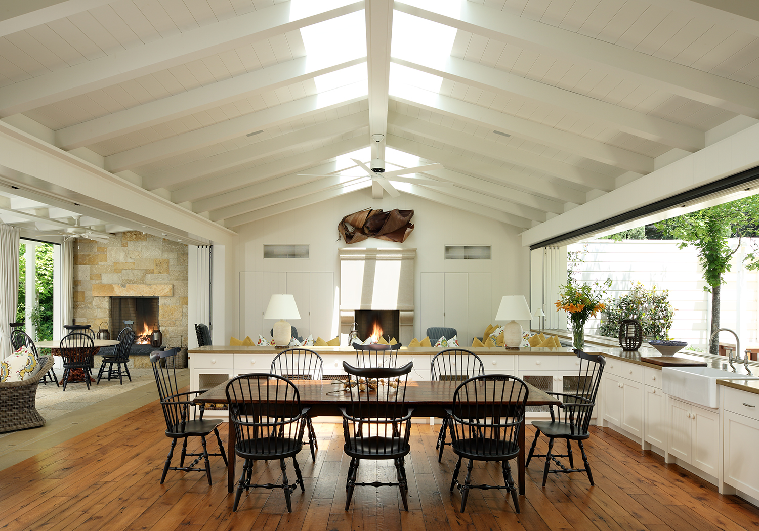 Napa_Valley_Pool_House_Dinning_Room_RF_3528_fire.jpg