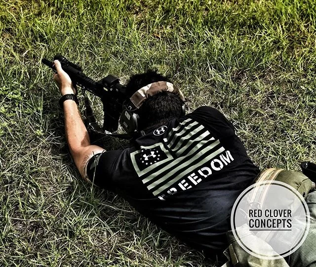 Aim small, miss small. .
🏴.
.
#voodoomagic #shootfastdontsuck #theapocalypse #OFP #balance #mindset #guns #RCC #Redclover #redcloverconcepts #tradecraft #squats #sof #jtac #sf #ussocom #usasoc #marsoc #rltw
