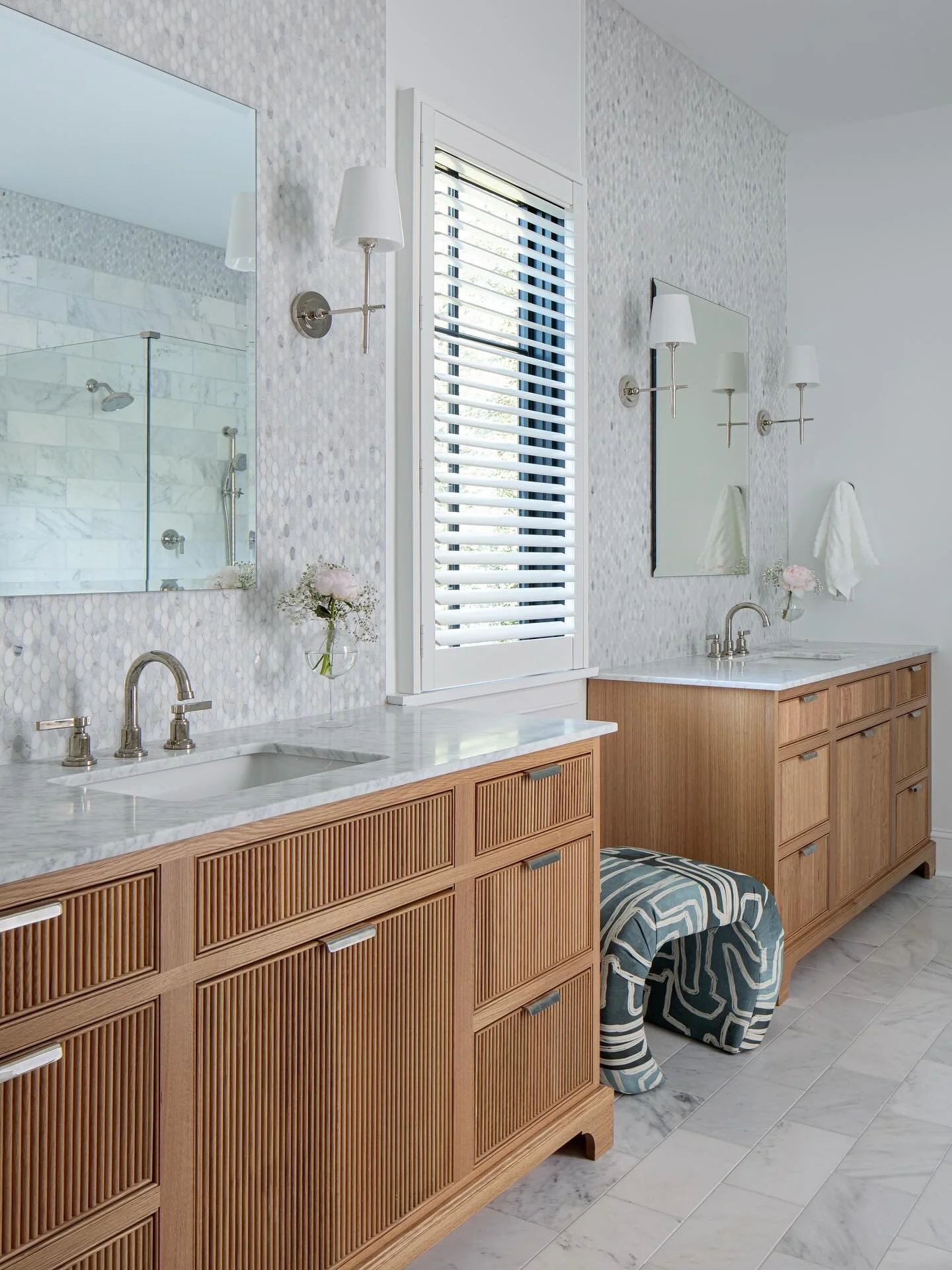 We are loving white oak cabinetry. Add reeding, even better!