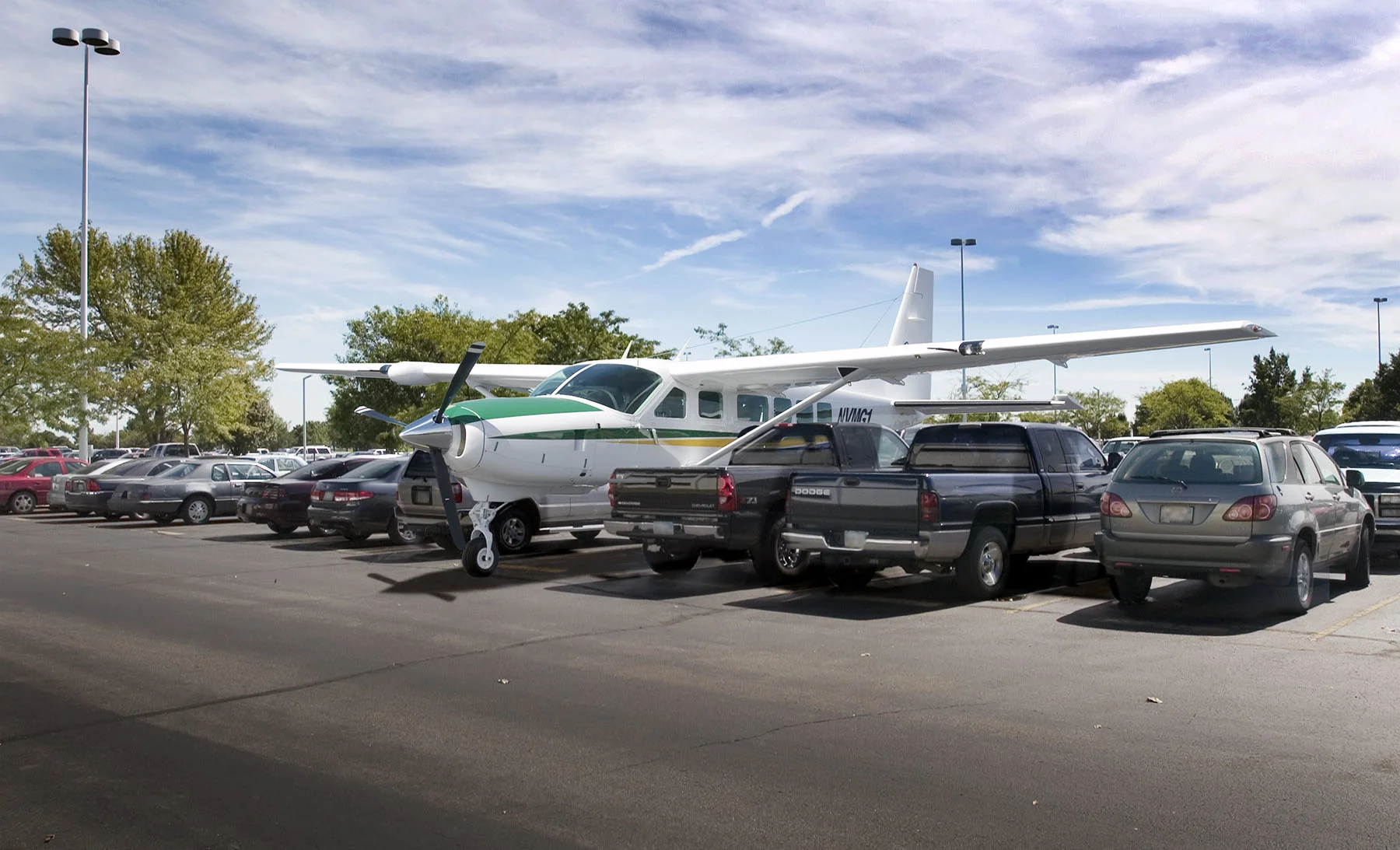 CessnaAircraft_FoodDrivePromo.jpg