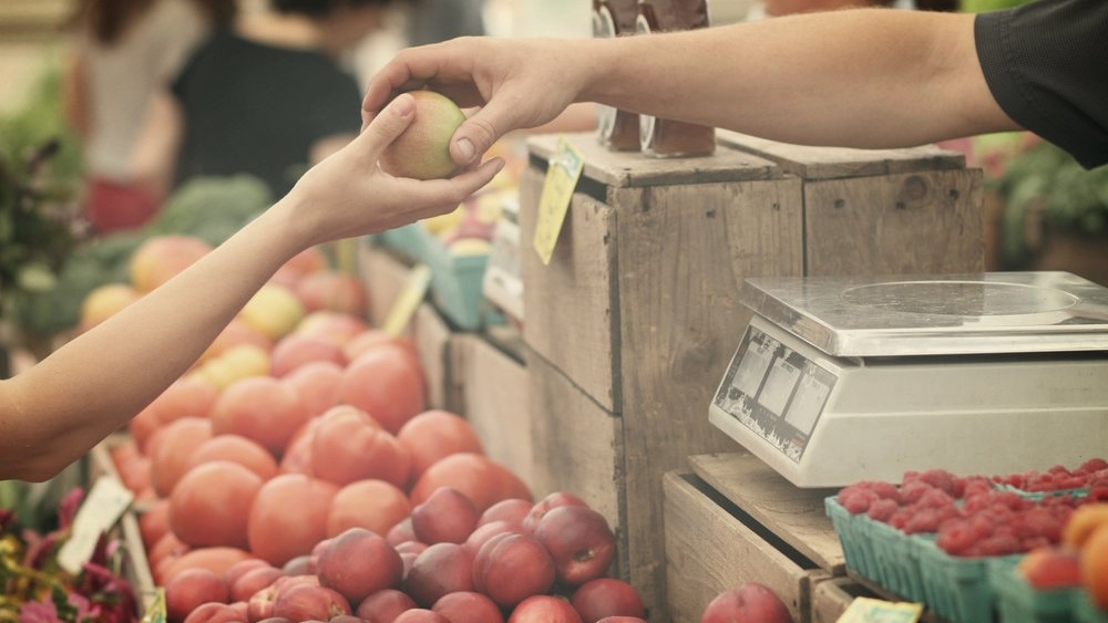 GENERIC buying peach.jpeg