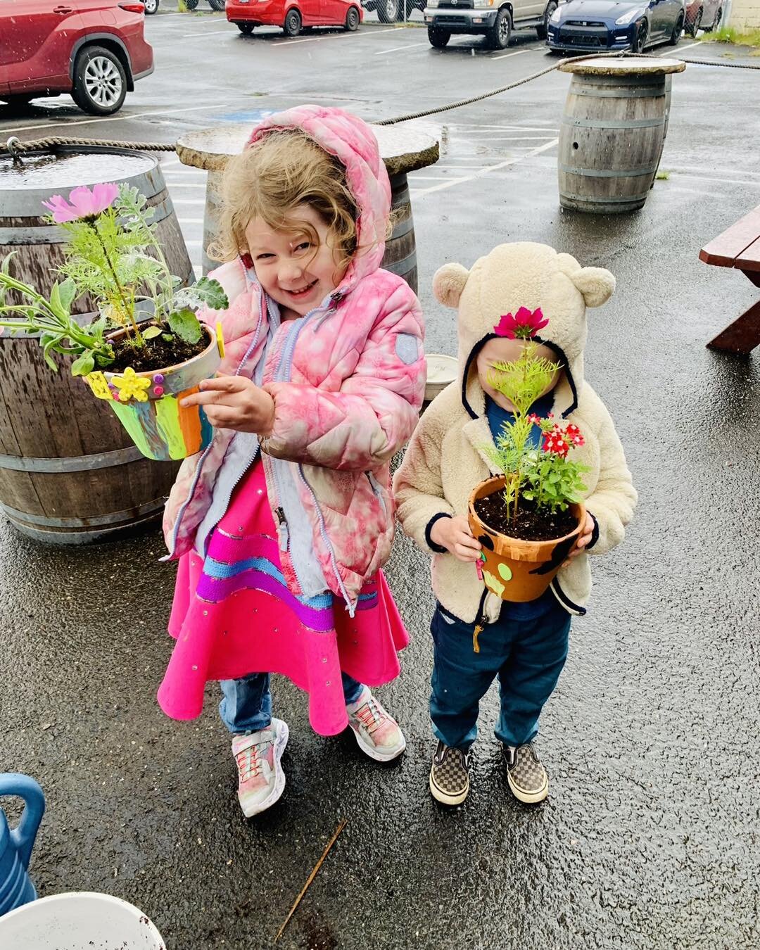 Don&rsquo;t forget about our Mother&rsquo;s Day workshop today! 
This is such a fun event for the whole family! 

Noon-3pm (or while supplies last)
$30 includes
1 pot
2 flowers
Soil
Paints and supplies to decorate your pot
1 Beer, cider, or seltzer
1