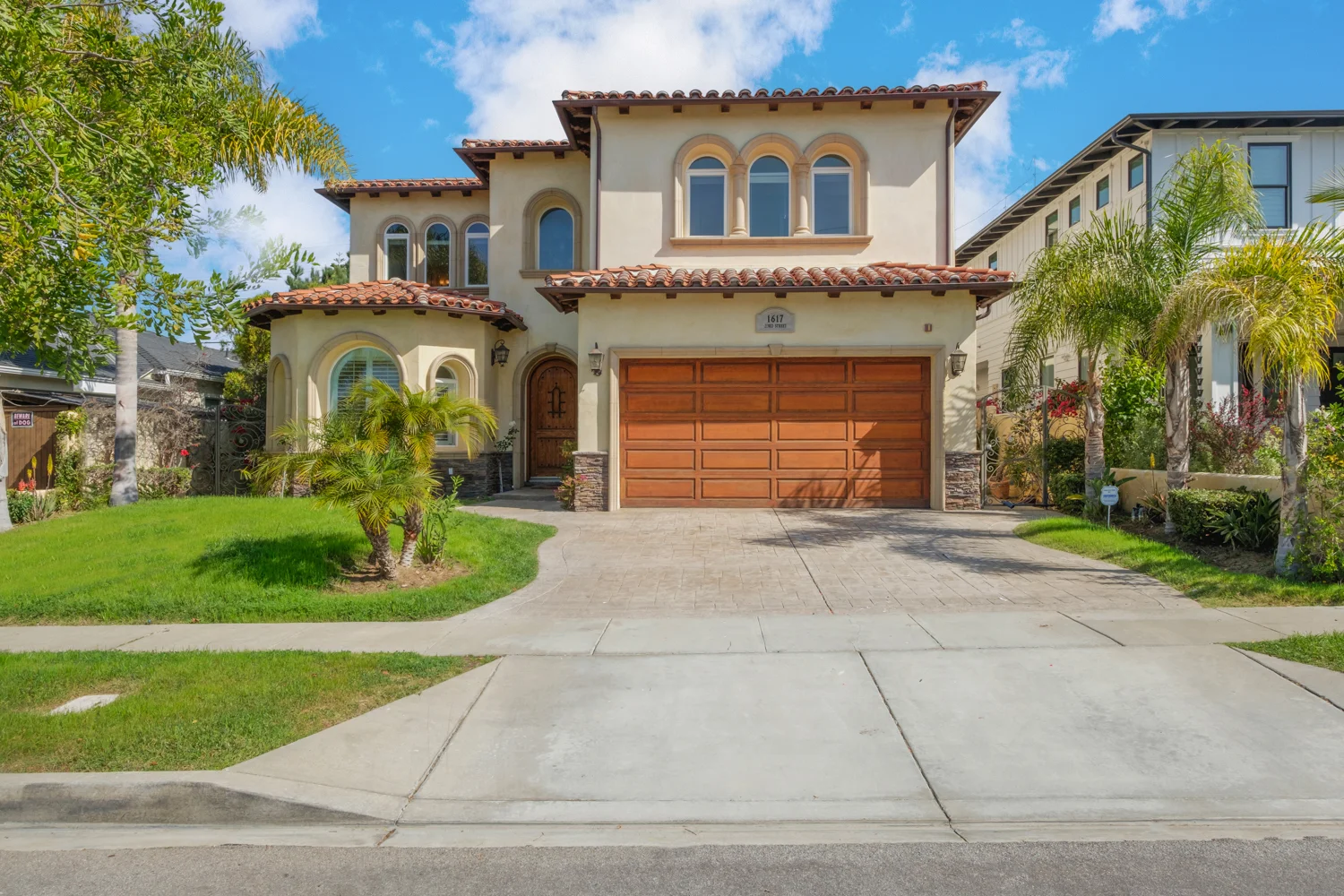 1617 23rd MLS Compliant-2.jpg