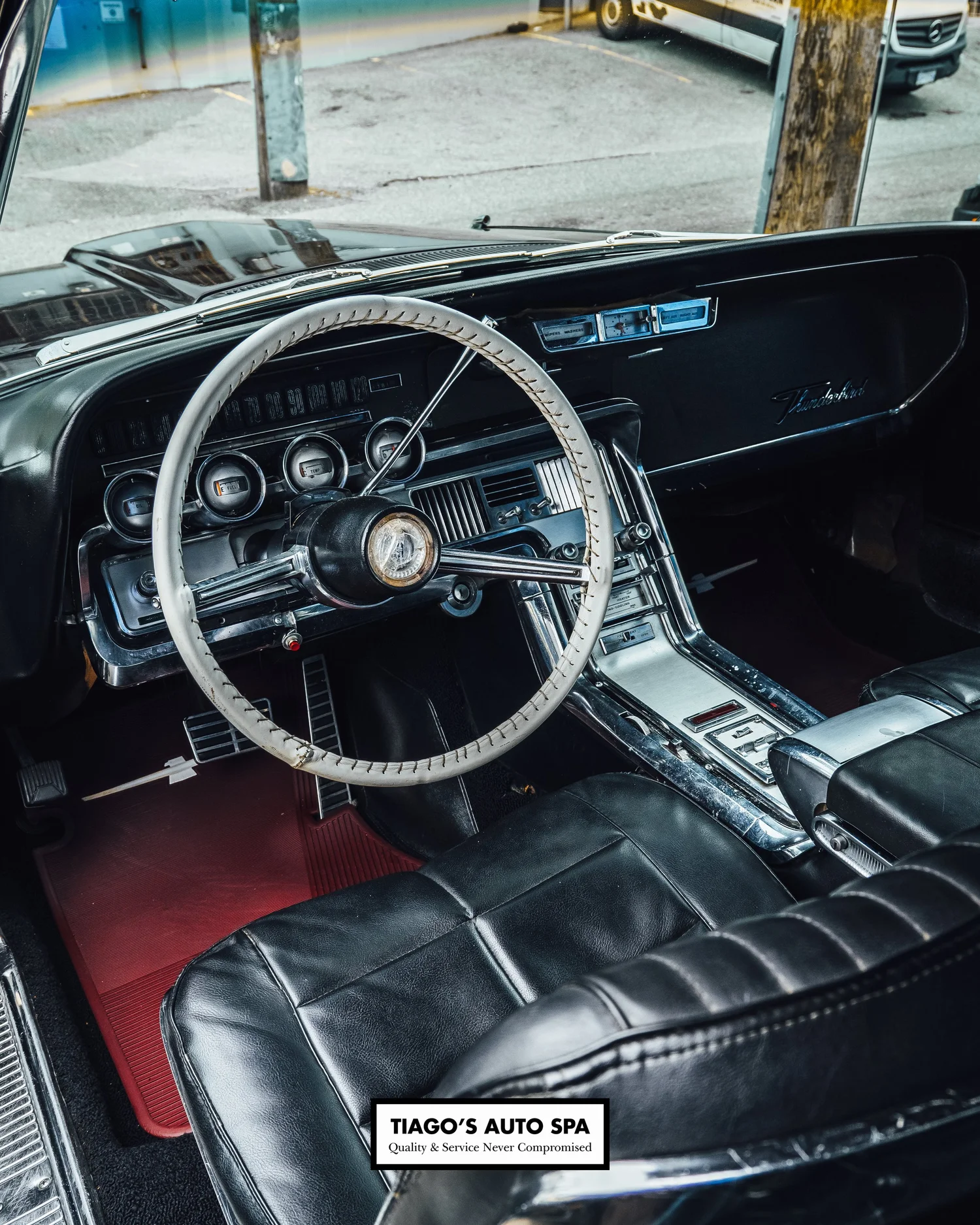 Ford Thunderbird