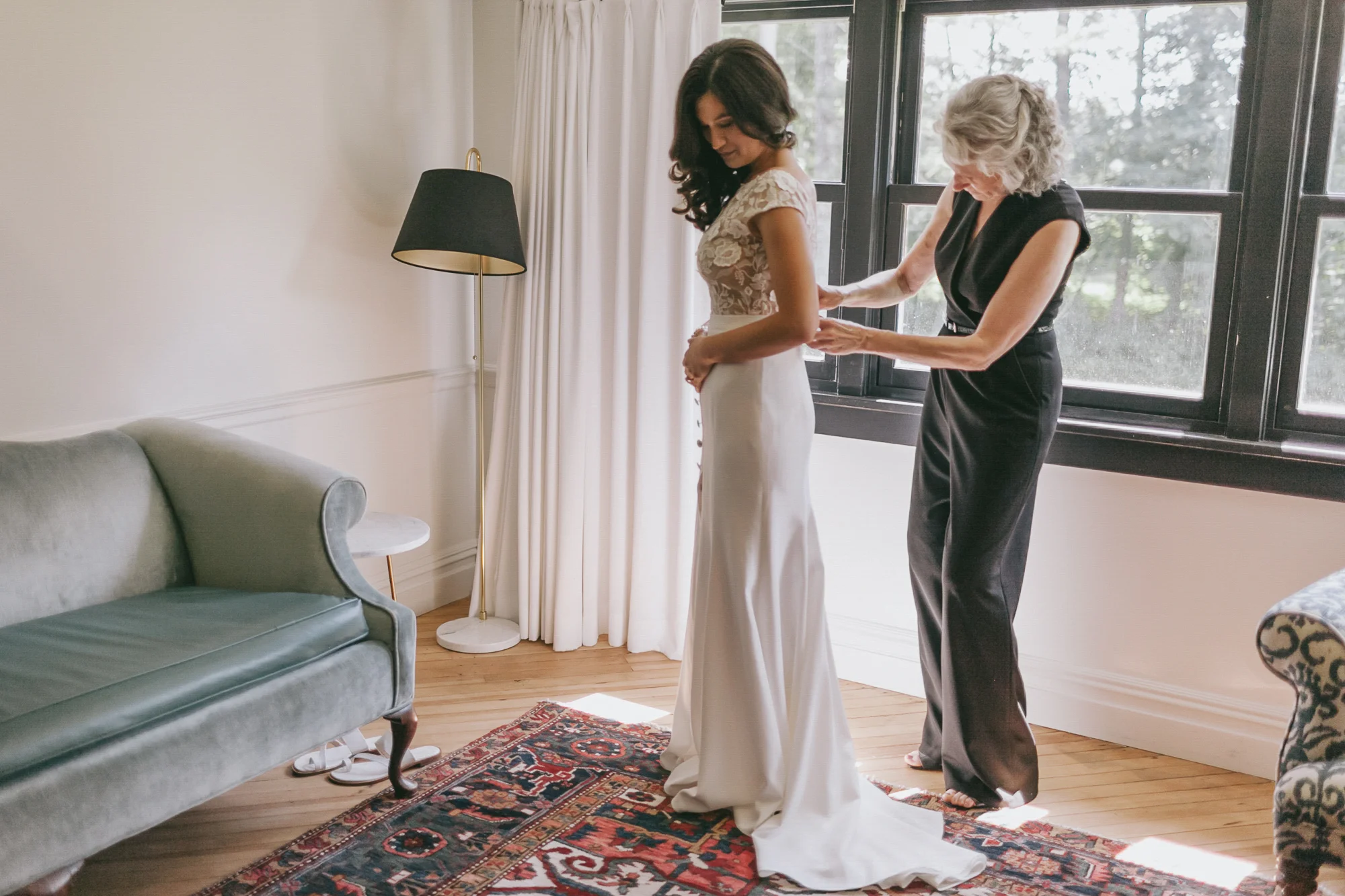 HASBROUCK+HOUSE+WEDDING-3.jpg