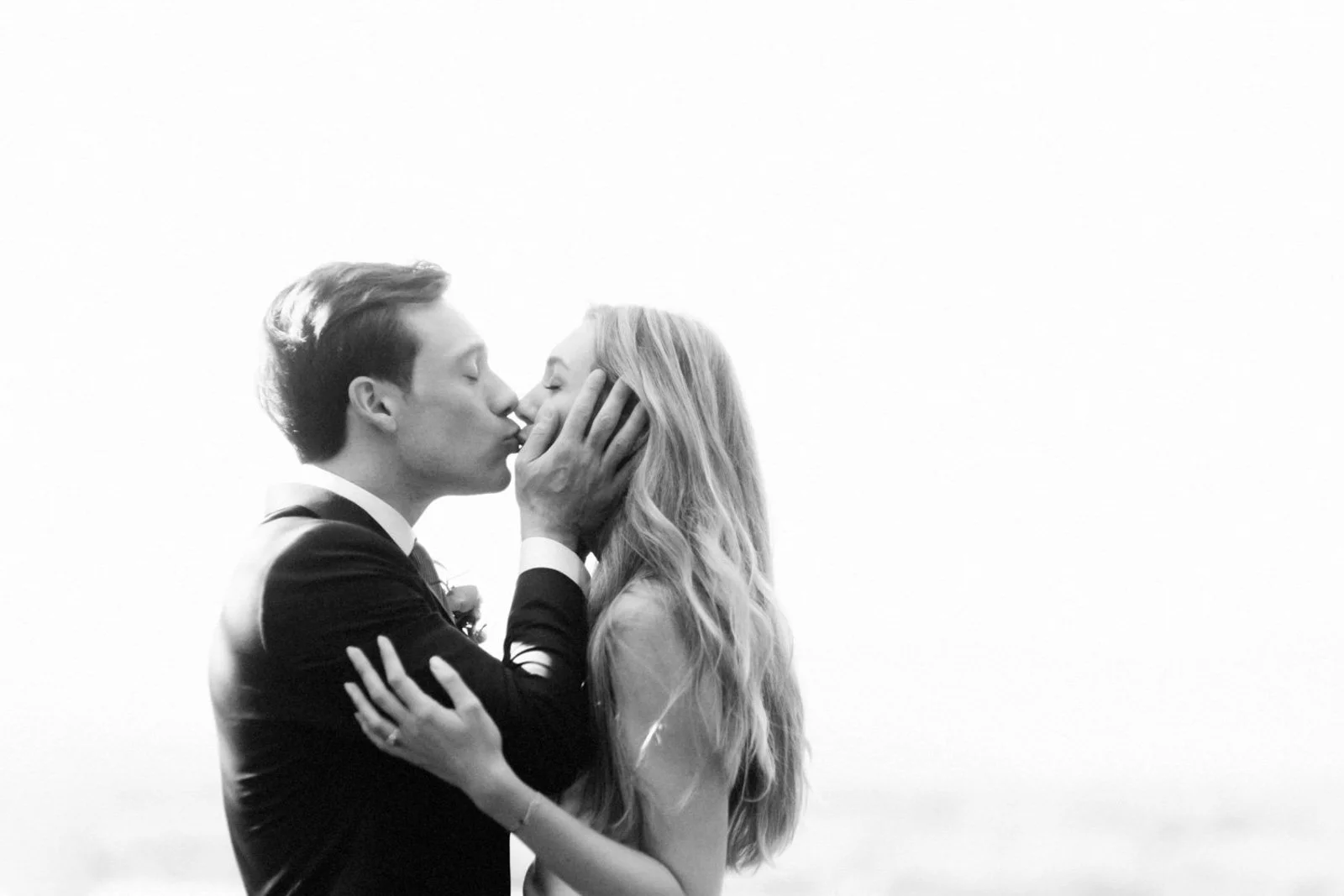 A private estate wedding in germantown ny-26.jpg