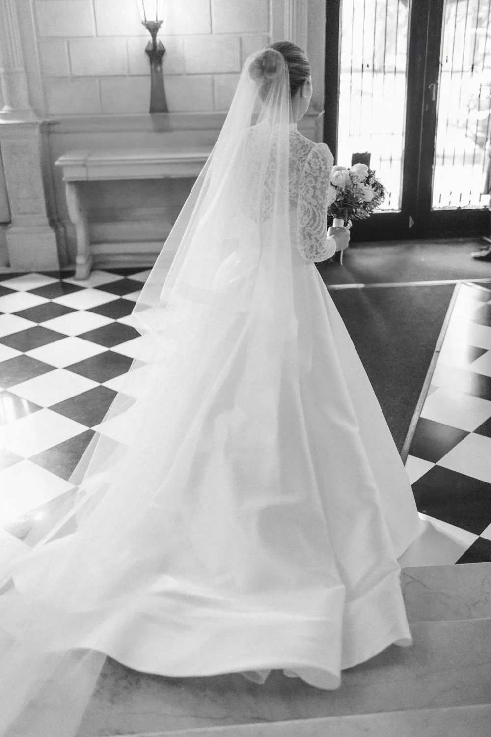 New+york+bride+getting+ready+for+her+ceremony-38-Edit copy.jpg