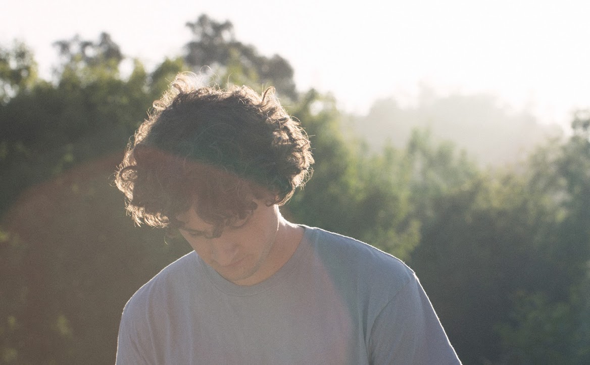 Sam Amidon. Photo by Piper Ferguson.